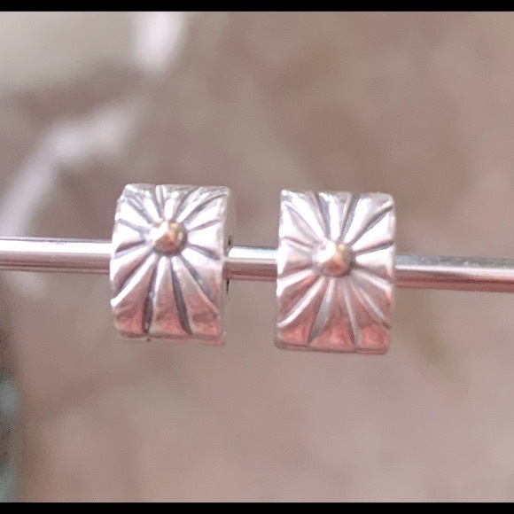 (2) Retired Pandora Starburst 14K Gold And Silver Two Toned Clips (2) - Picture 5 of 11